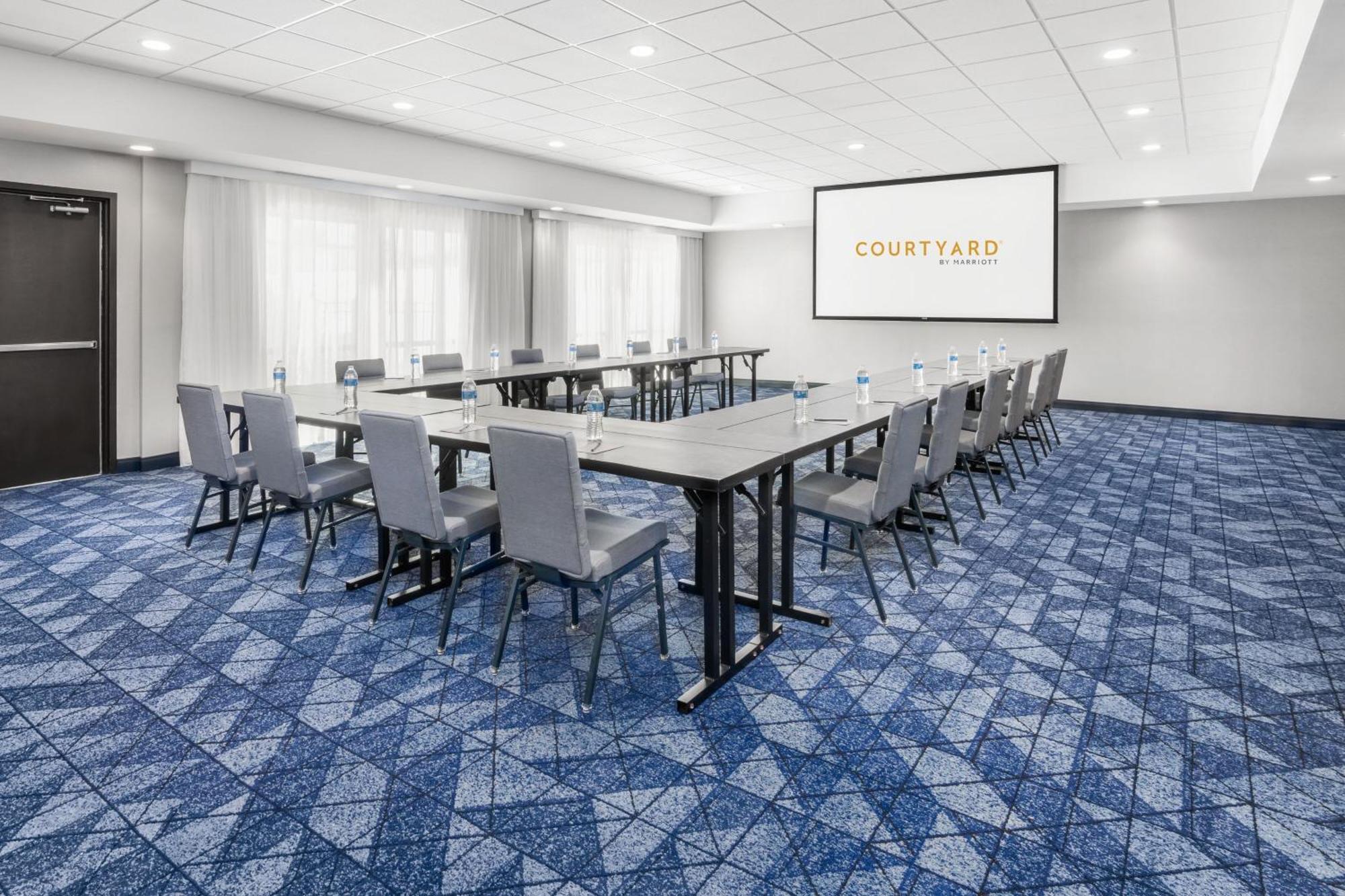 Courtyard By Marriott Auburn Hotel Exterior foto