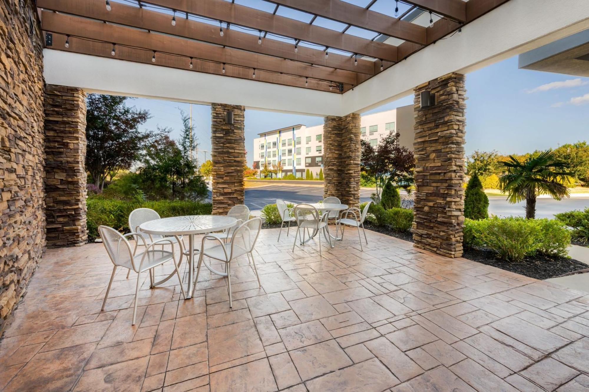Courtyard By Marriott Auburn Hotel Exterior foto