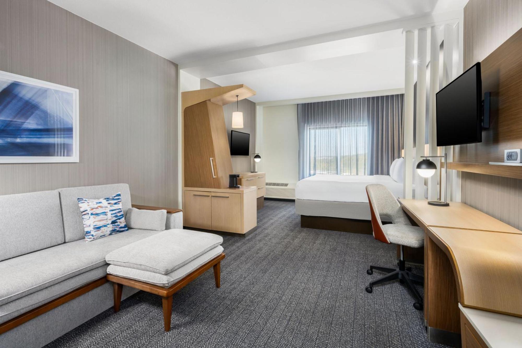 Courtyard By Marriott Auburn Hotel Exterior foto